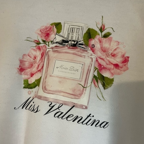 White “Miss Valentina” Sweatshirt Size Large - Picture 3 of 6